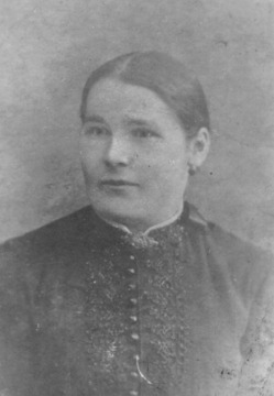 Ivana Marinšič, 1865-1926, žena Franca Lenčka , 1893